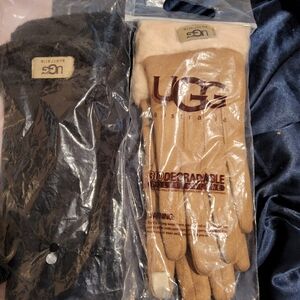 UGG Black and Cream Shearling Gloves